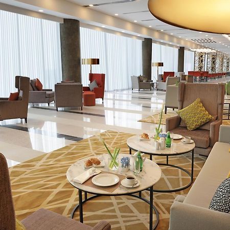 Millennium Madinah Airport Hotel Medina Exterior photo The lobby of the hotel