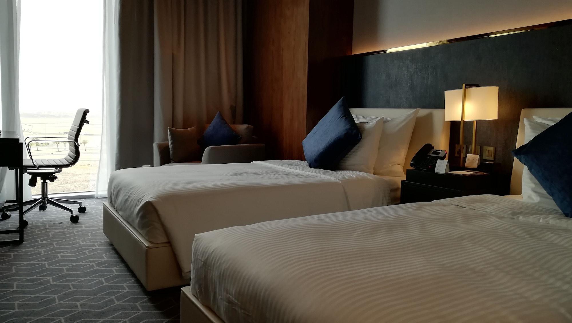 Millennium Madinah Airport Hotel Medina Exterior photo Deluxe room