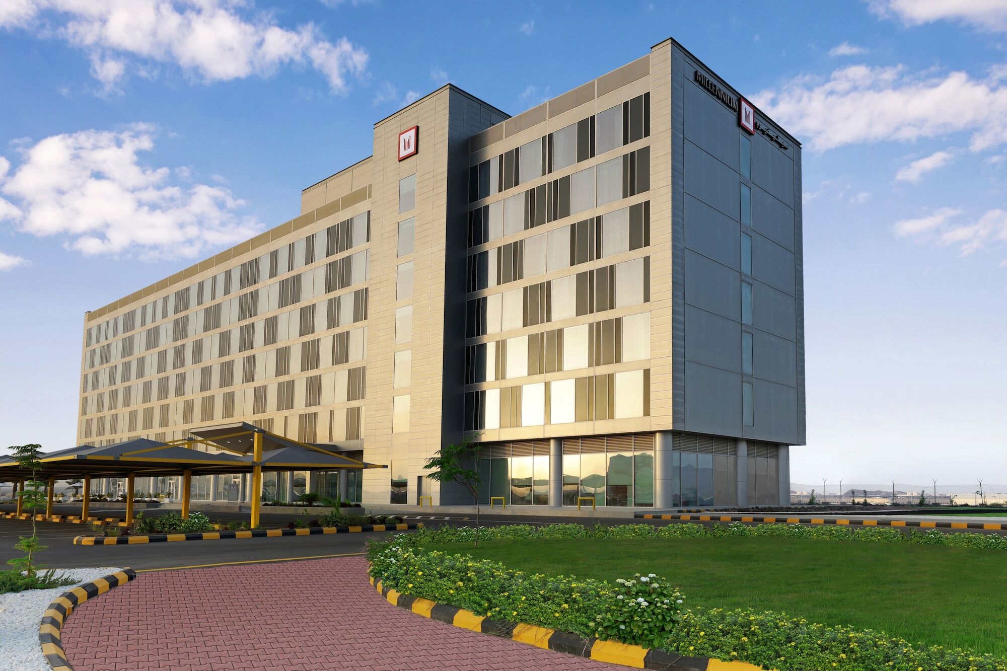 Millennium Madinah Airport Hotel Medina Exterior photo The hotel in 2011